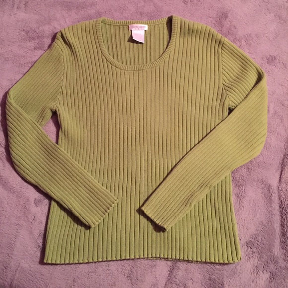 Long Sleeved Sweater - Picture 1 of 3