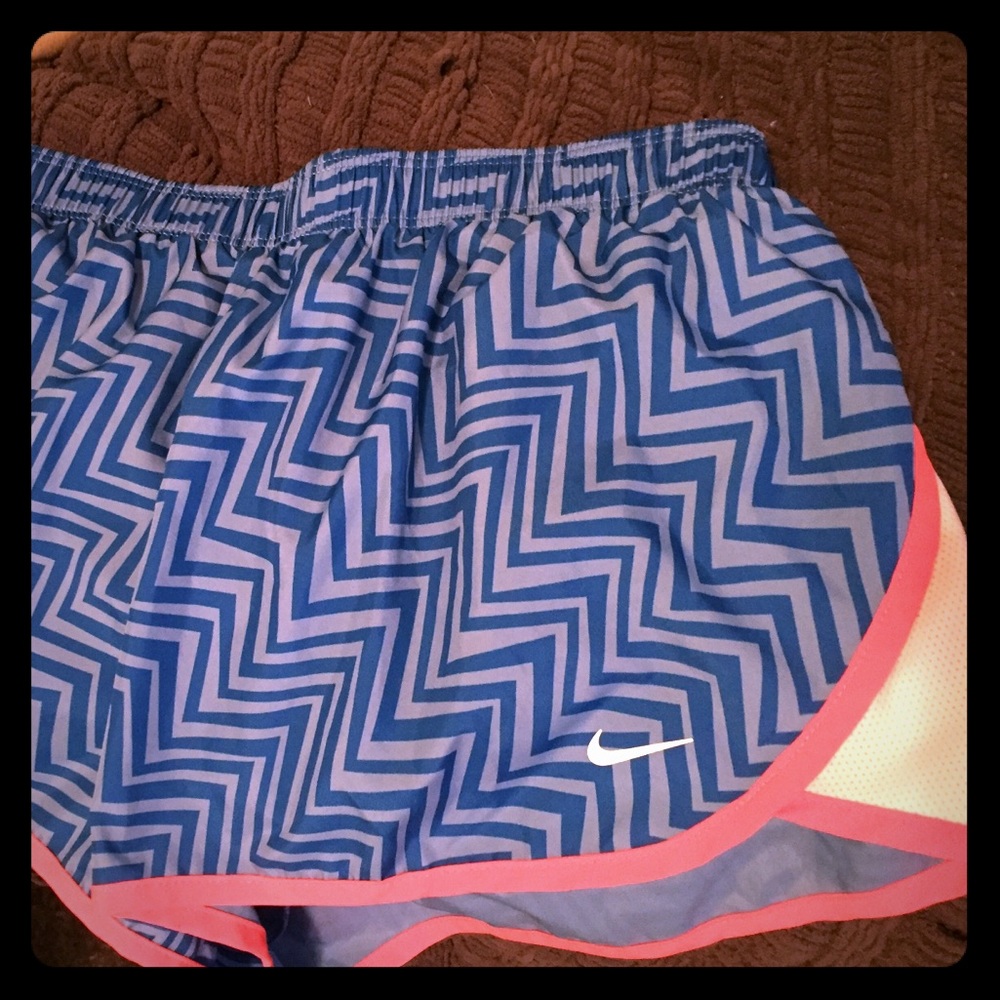 Size M Nike dry fit shorts