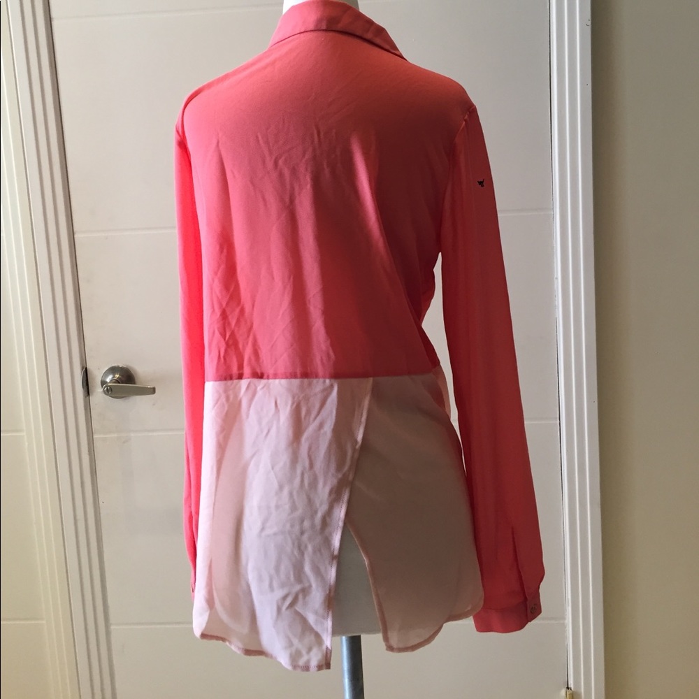 Pink blouse - Picture 2 of 3