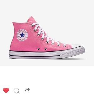 Meet your Posher, Holly