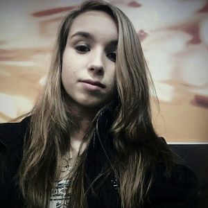 Meet your Posher, Haylee