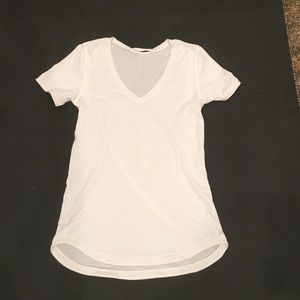 Lululemon T shirt