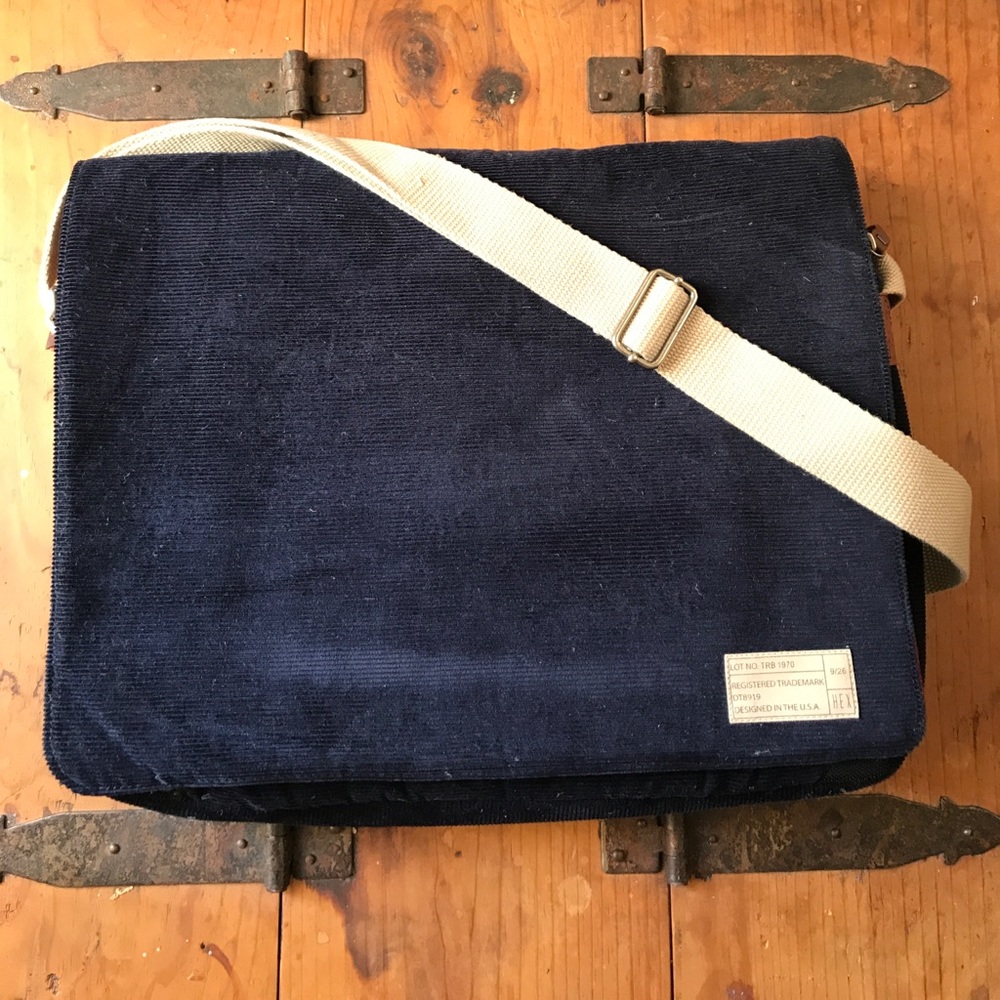 HEX Tribute Messenger Bag