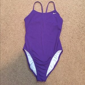 Nike Cut out Practice Suit