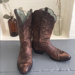 Ariat Heritage Western Boot - size 9B