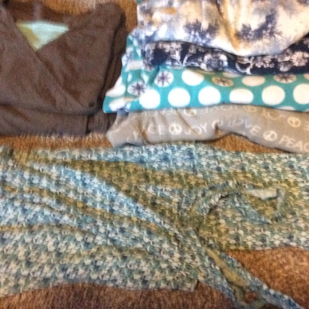 PJ bottom 1 dark taupe lounge and 1 Capri PJ XL