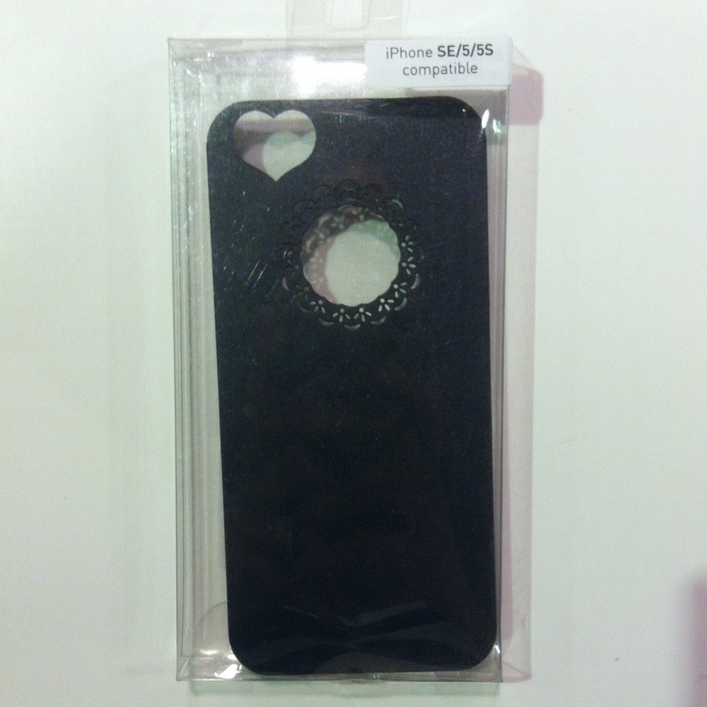 Lack cutout iphone case