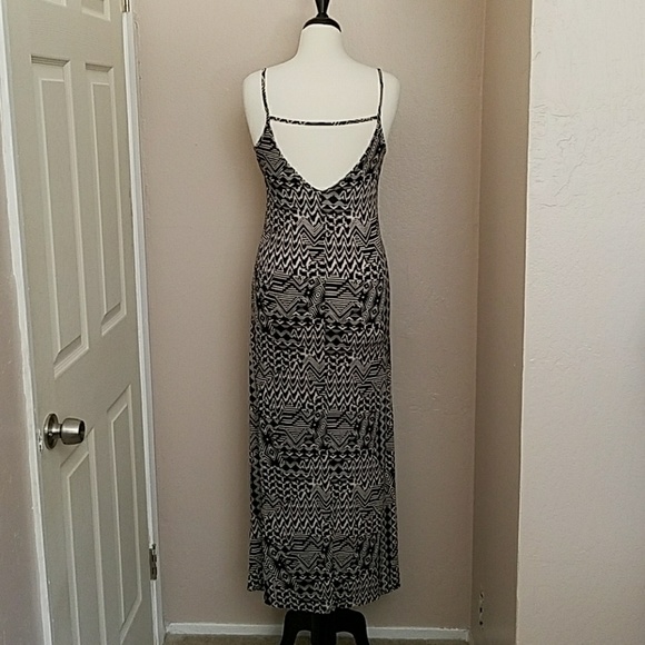 ✔SALE✔ 🖤 ONE CLOTHING MAXI DRESS 🖤 - Picture 5 of 7