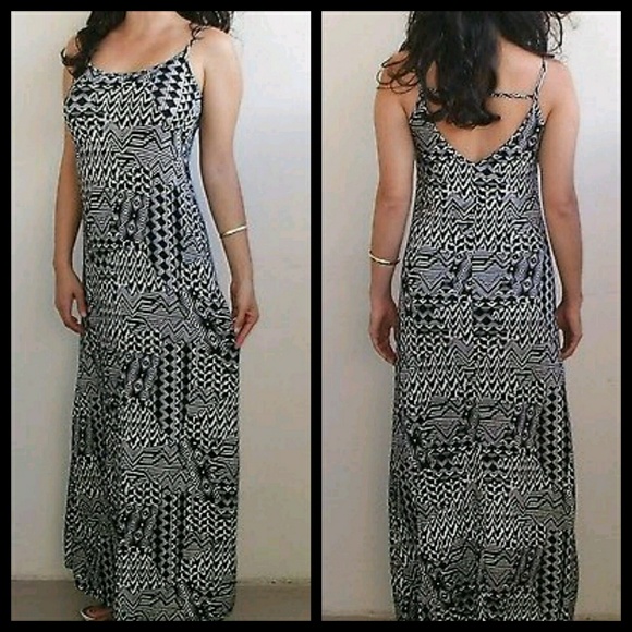 ✔SALE✔ 🖤 ONE CLOTHING MAXI DRESS 🖤 - Picture 7 of 7