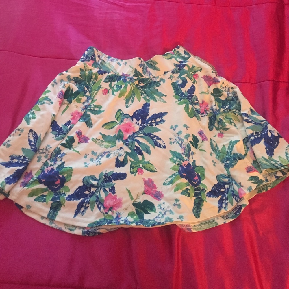 ❤ Floral mini skirt ❤