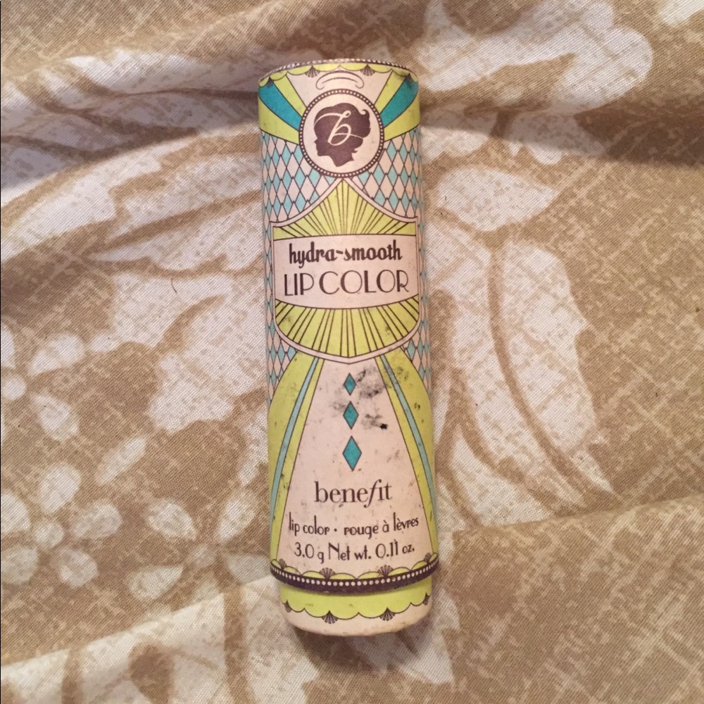 Benefit hydra-smooth lip color