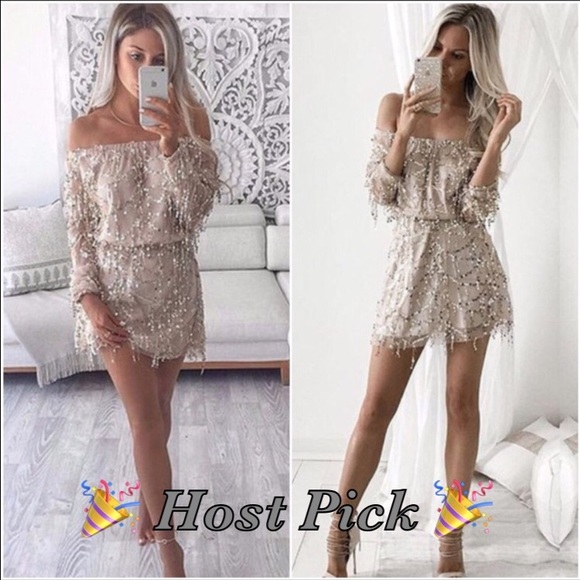 Dresses & Skirts - 🎉HP!🎉LAST ONE! Sexy Gold Sequins/Fringe Dress