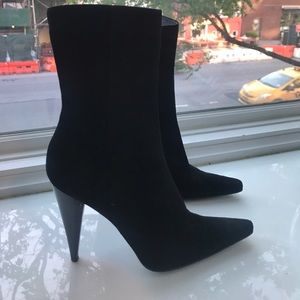 Gucci booties- worn only once!