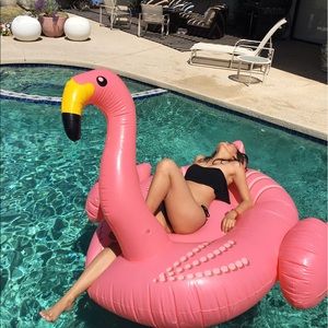 Meet your Posher, Mae