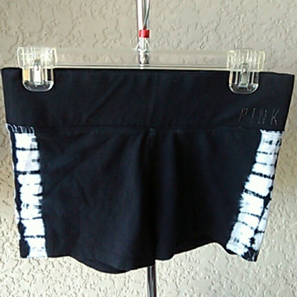 PINK short size S