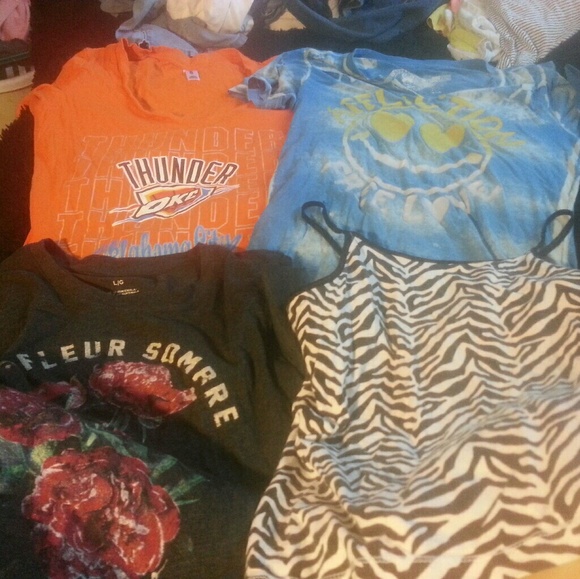 Size L Bundle - Picture 1 of 1