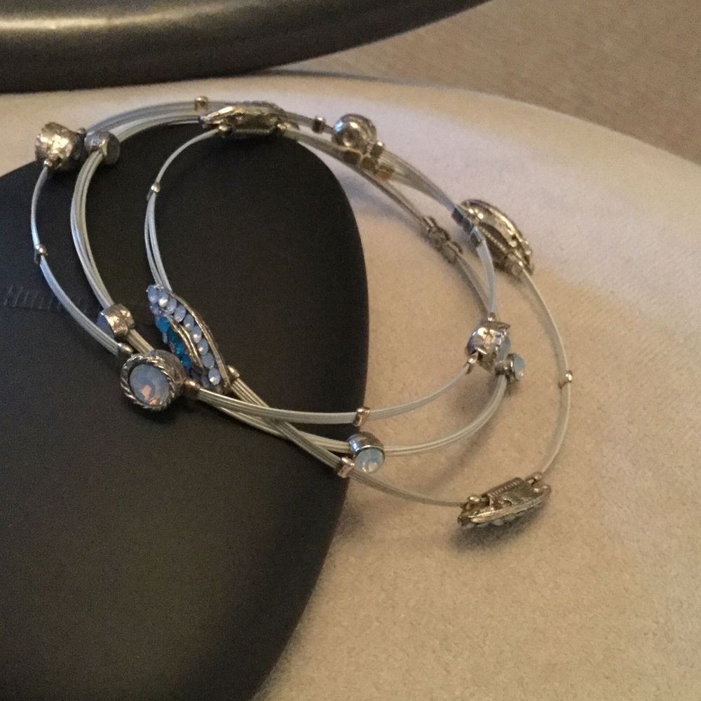 Bracelets - Picture 3 of 3