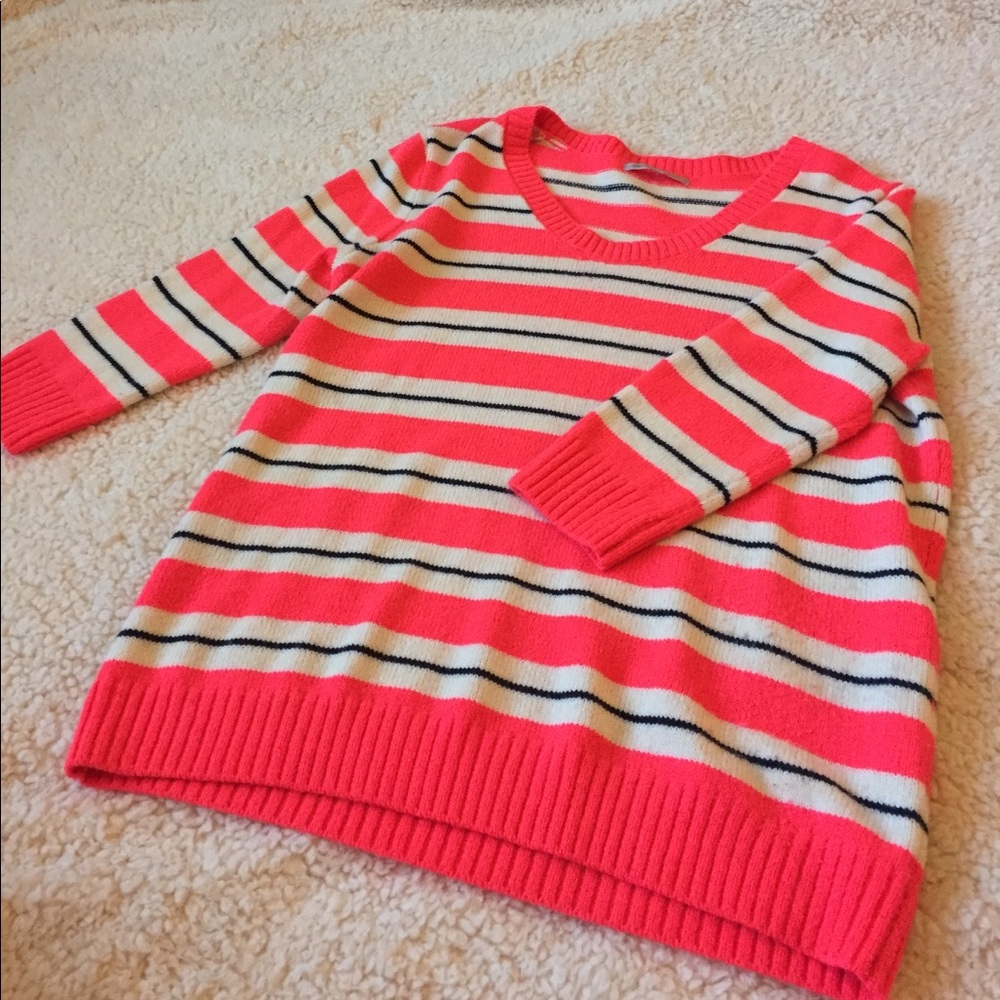 Gap sweater, 3/4 sleeves