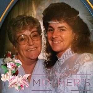 Meet your Posher, Dina