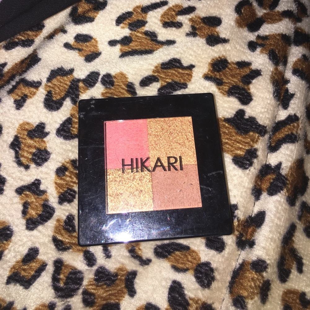 HIKARI Shimmer Bronzer