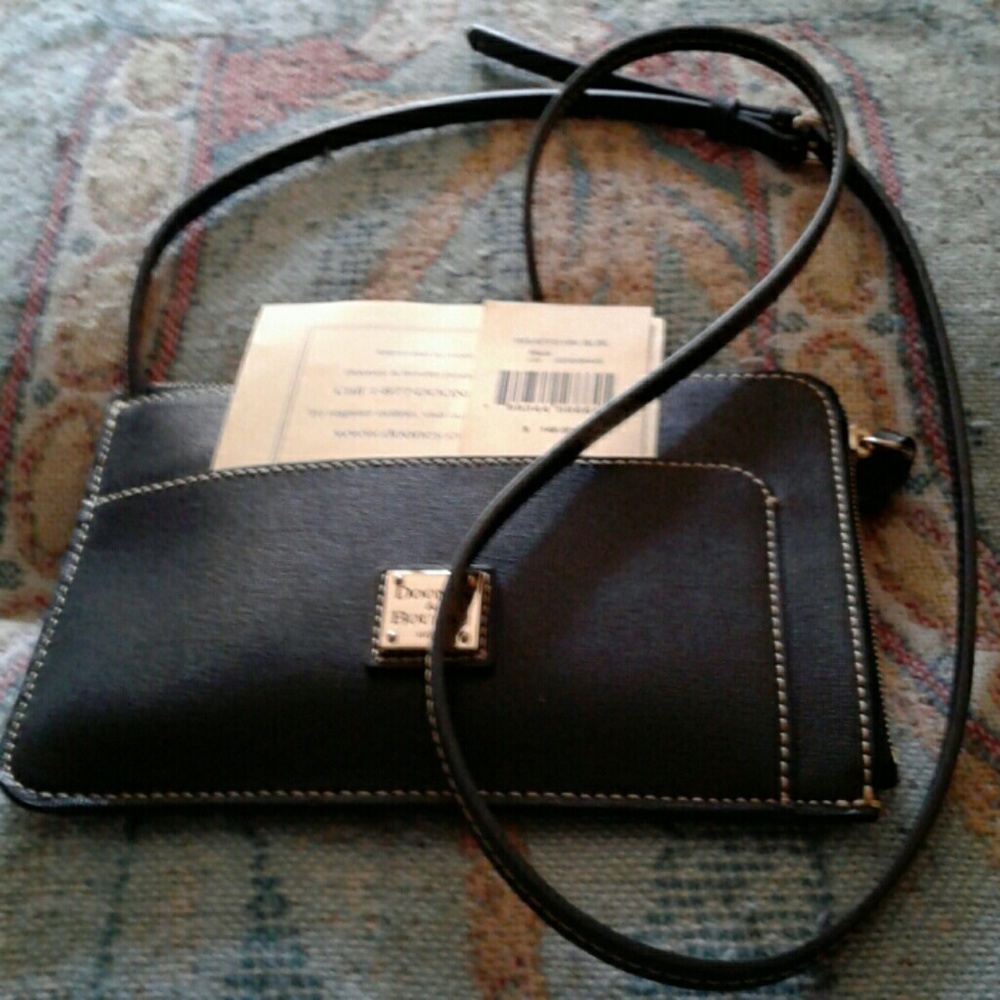 Dooney & Bourke Crossbody brand new with Mail card