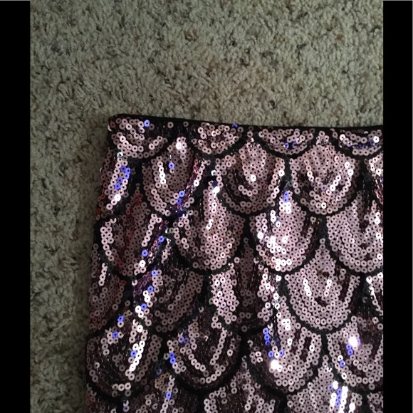 Pink Sequin Mini Skirt - Picture 2 of 2