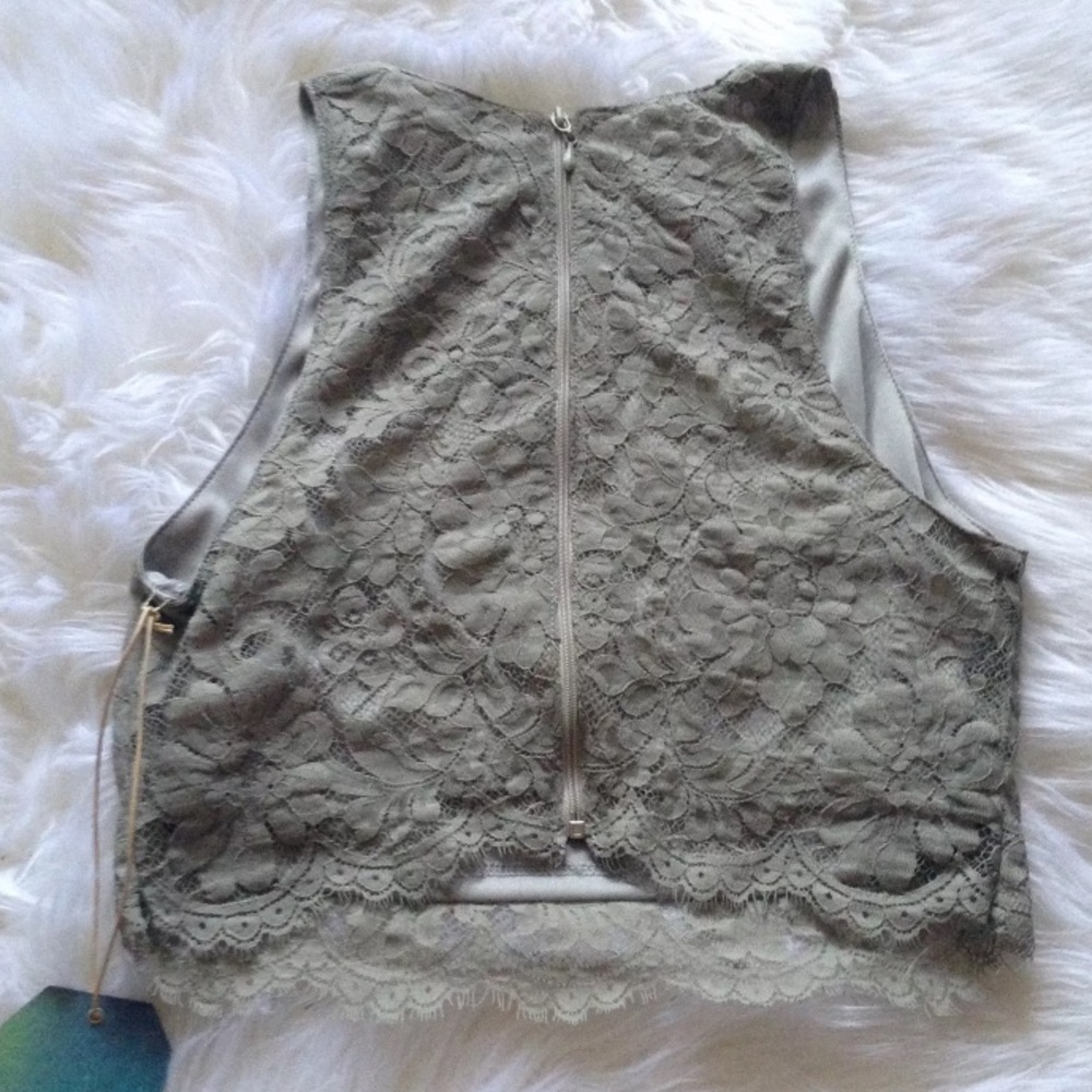 NWT Show Me Your MuMu Elizabeth Crop Top - Picture 6 of 8