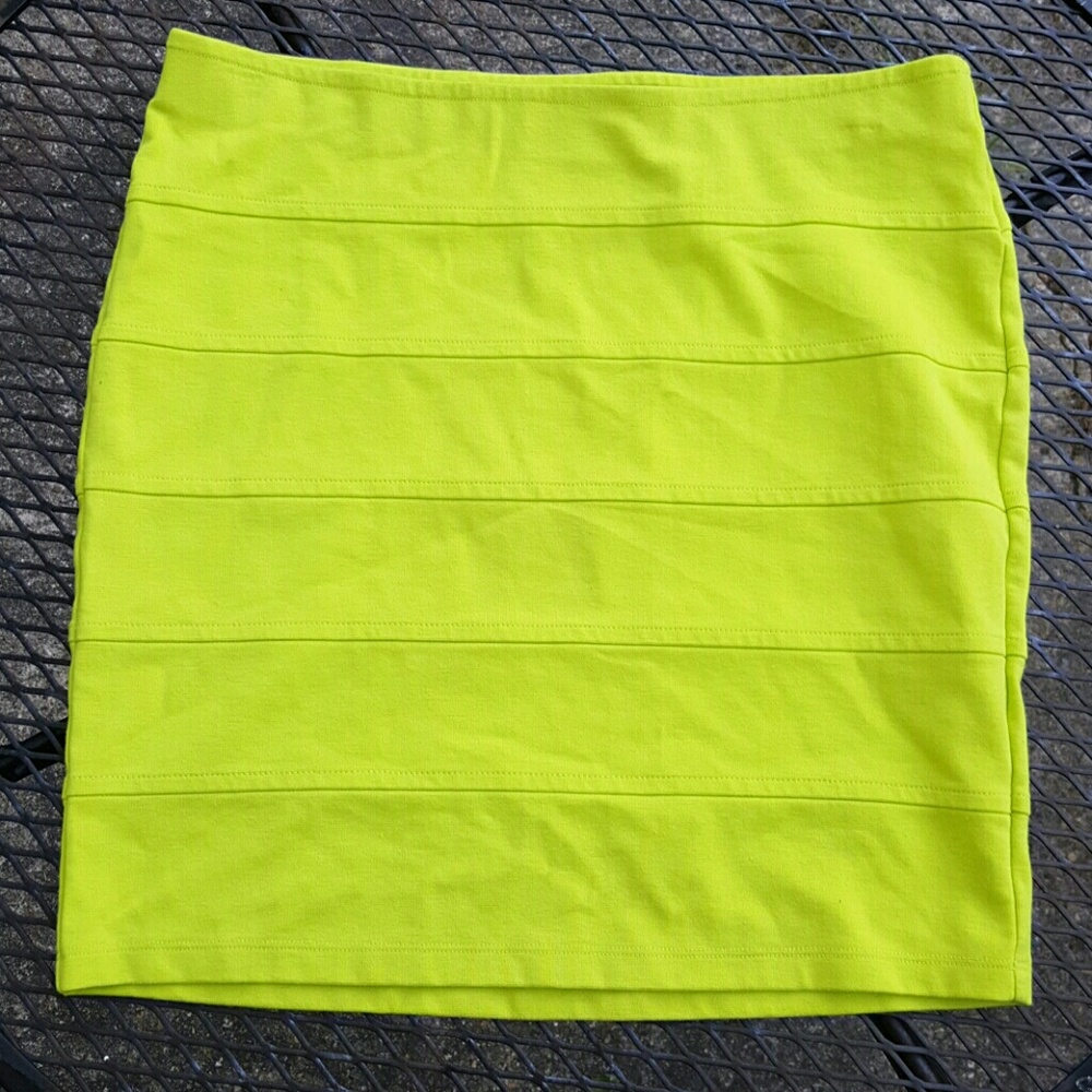Forever 21 Lime Green Mini Skirt 1X