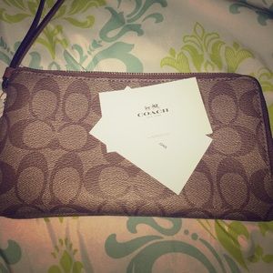 Coach doublezip wallet