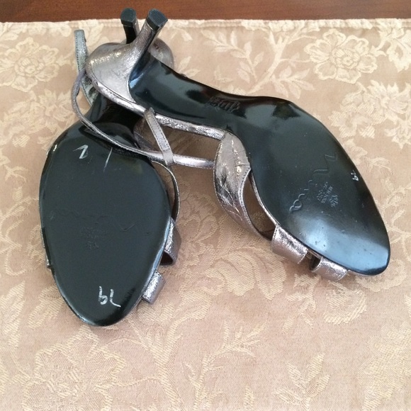 🌹Nina sandals pewter color - Picture 5 of 5