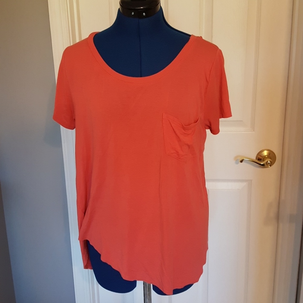 Pocketed t shirt
