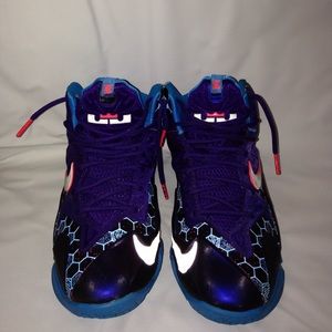 Nike LeBron XI Summit Lake Hornets