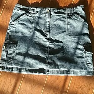 Chaus size 14 SKORT skirt with attached shorts