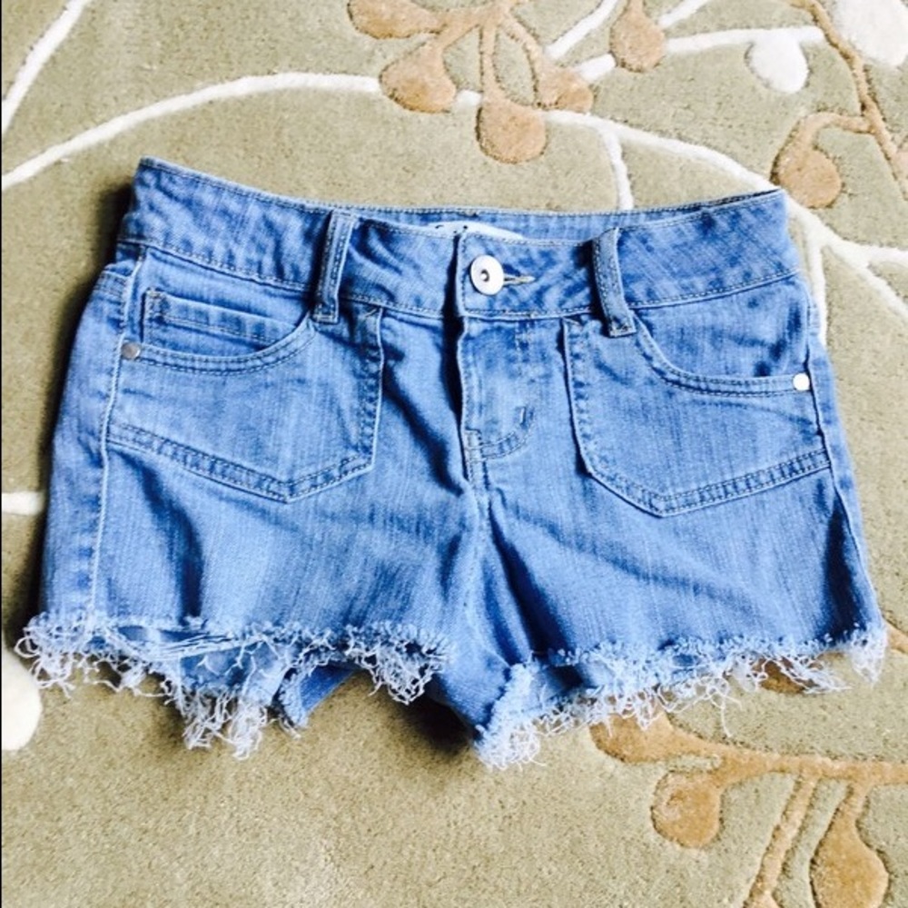 L.E.I. Jean Shorts