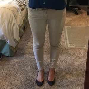 Seven for all mankind skinny beige pants jeans. 29