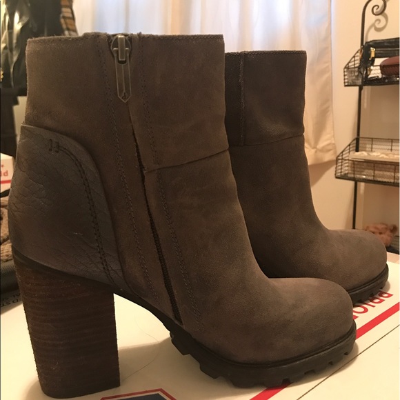 Sam Edelman Shoes - ❣️sam Edelman booties ❣️