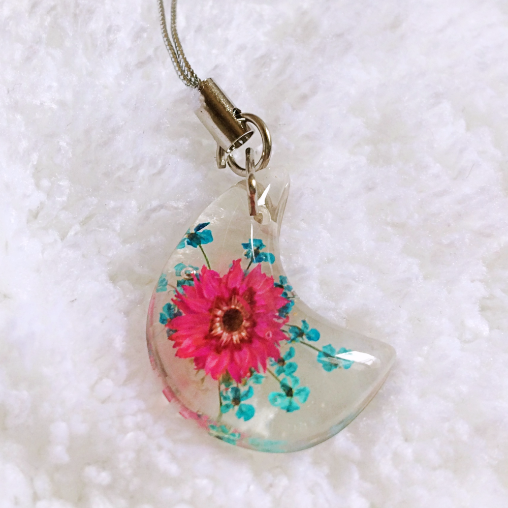 ✨NEW✨Bohemian Amber Moon Preserved Flower Pink/Blu