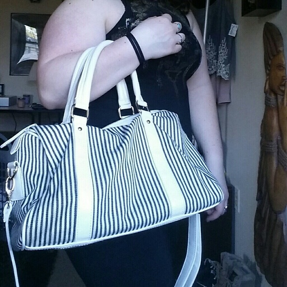 Street Level Striped Bag - Picture 1 of 4