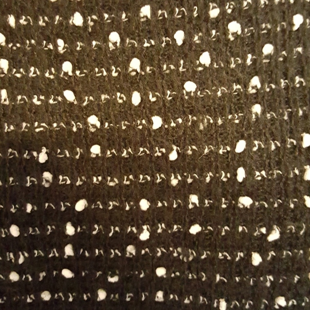 Sweater - Picture 2 of 4