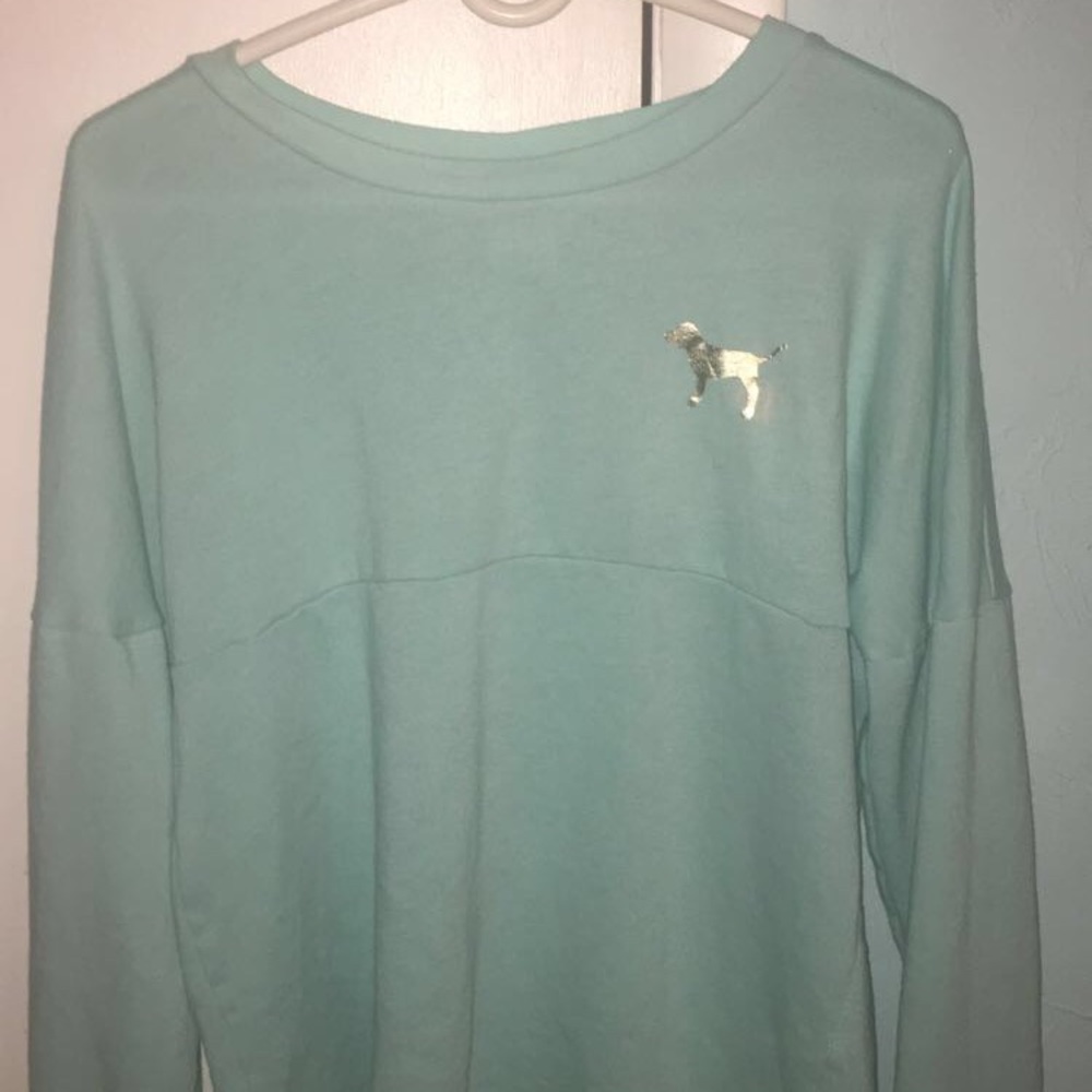 Ocean blue Pink vs Crew