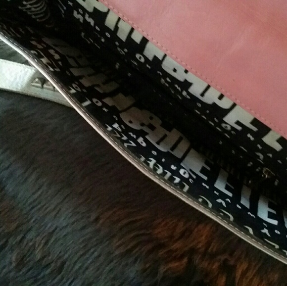 Ona Saez metallic crossbody bag - Picture 5 of 7