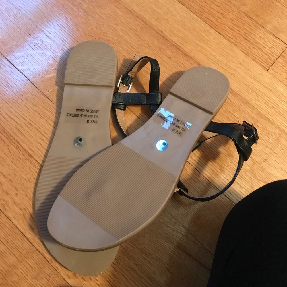 Sandals - Picture 2 of 2