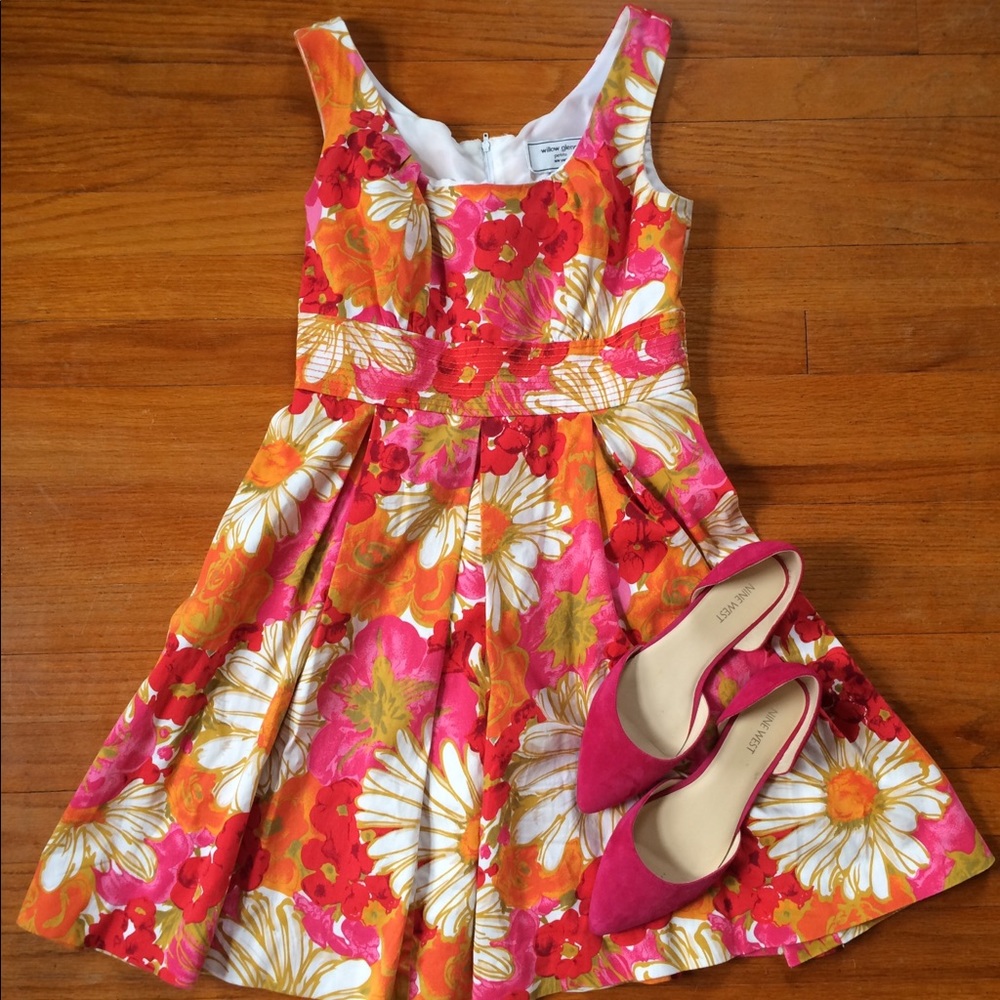 Sleeveless Floral Print Dress 🌺