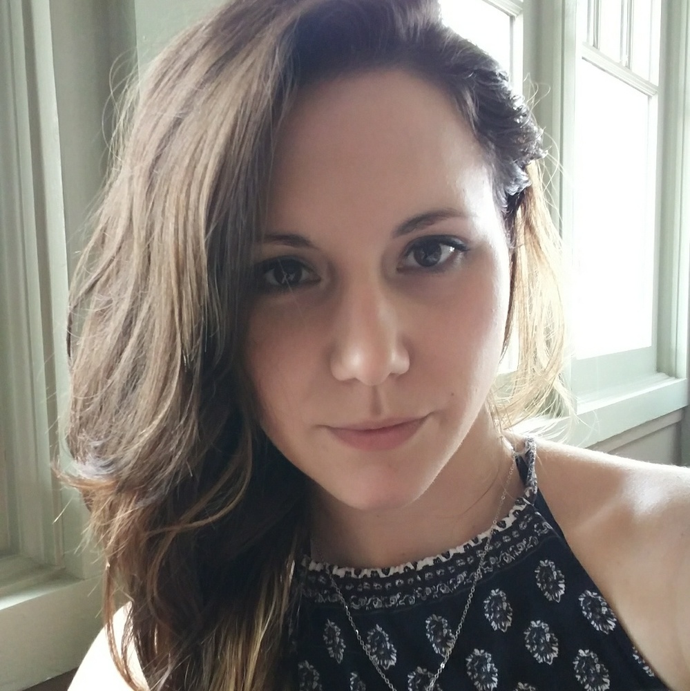 Meet your Posher, Alyssa