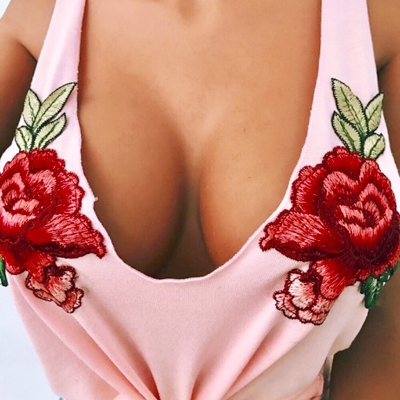 🚨FINAL SALE🚨🌹Rose Embroidered Elegance Tie Top - Picture 2 of 3