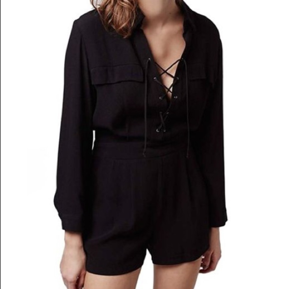 NEW Topshop Lace-up Long Sleeve Romper (US4, UK6)