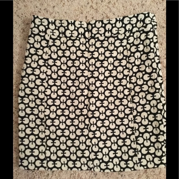 Vintage Black and White Skirt - Picture 2 of 4