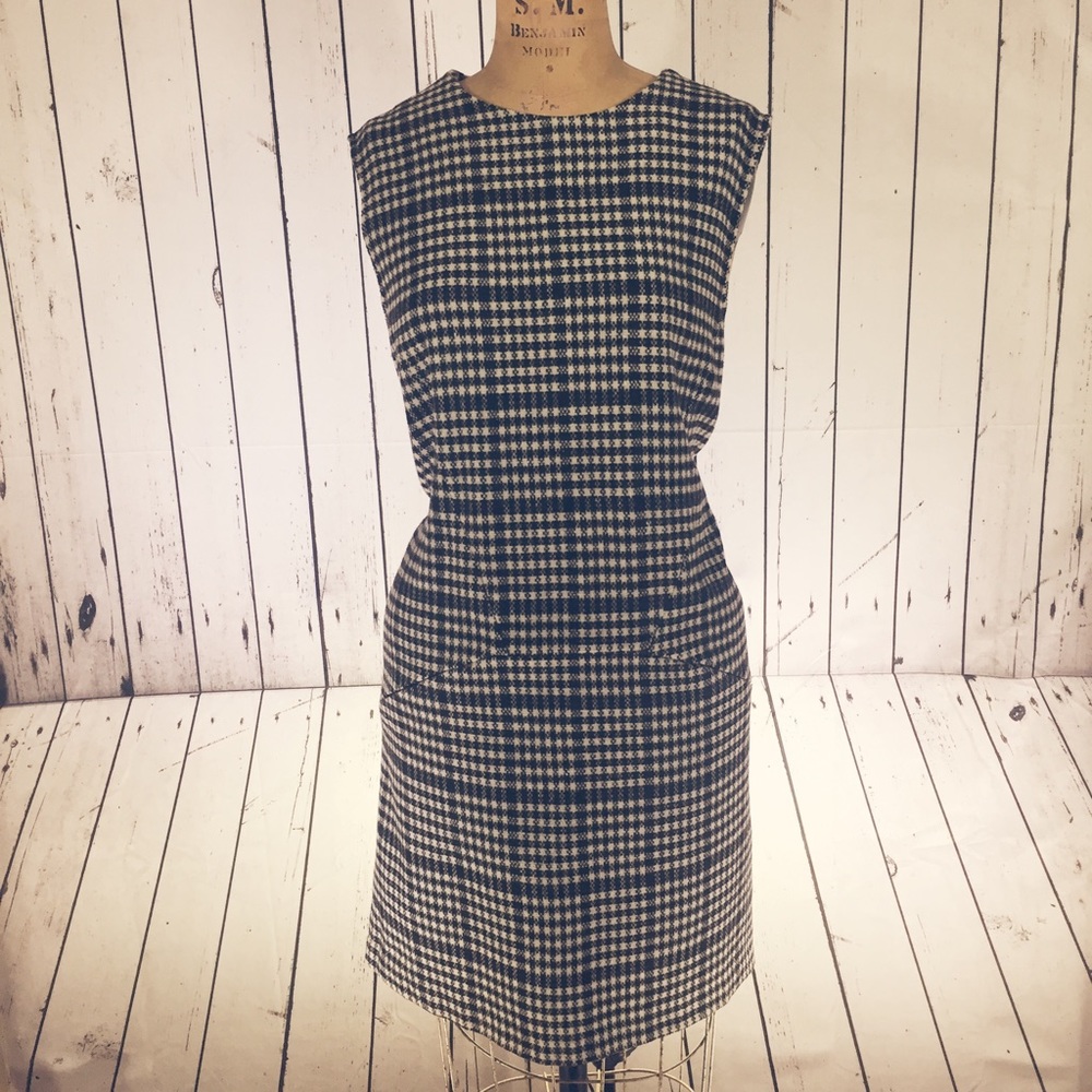 Cute Knee Length Black and White Patterned Dress