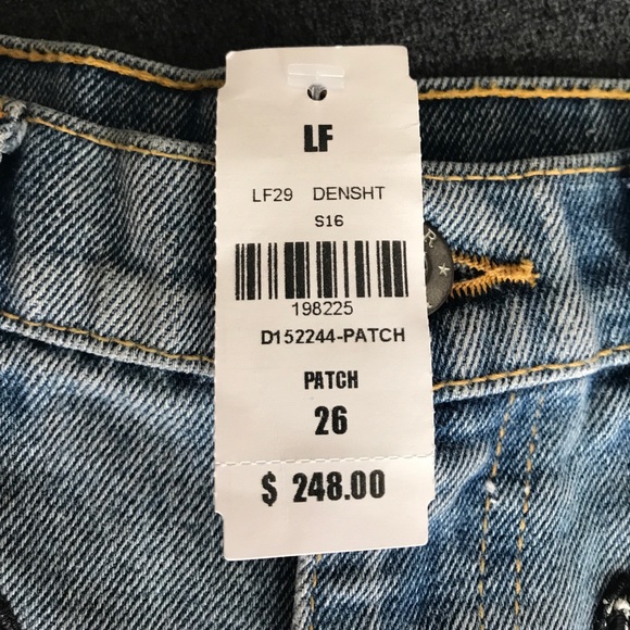 CARMAR (LF) Patch shorts - Picture 2 of 3