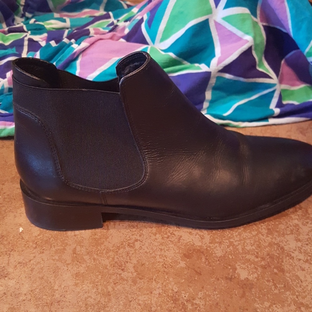 Topshop Kiki Chelsea booties